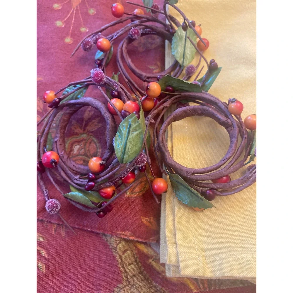 3Pottery Barn Placemats unbranded Yellow Napkins Harvest Wreath Napkin Rings